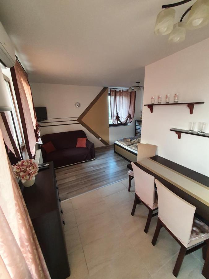 Krisi Apartman Hajdúszoboszló المظهر الخارجي الصورة